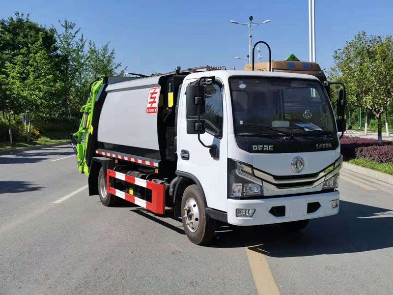 東風6.5方壓縮式垃圾車